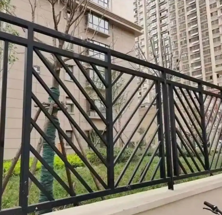 铁艺栏杆